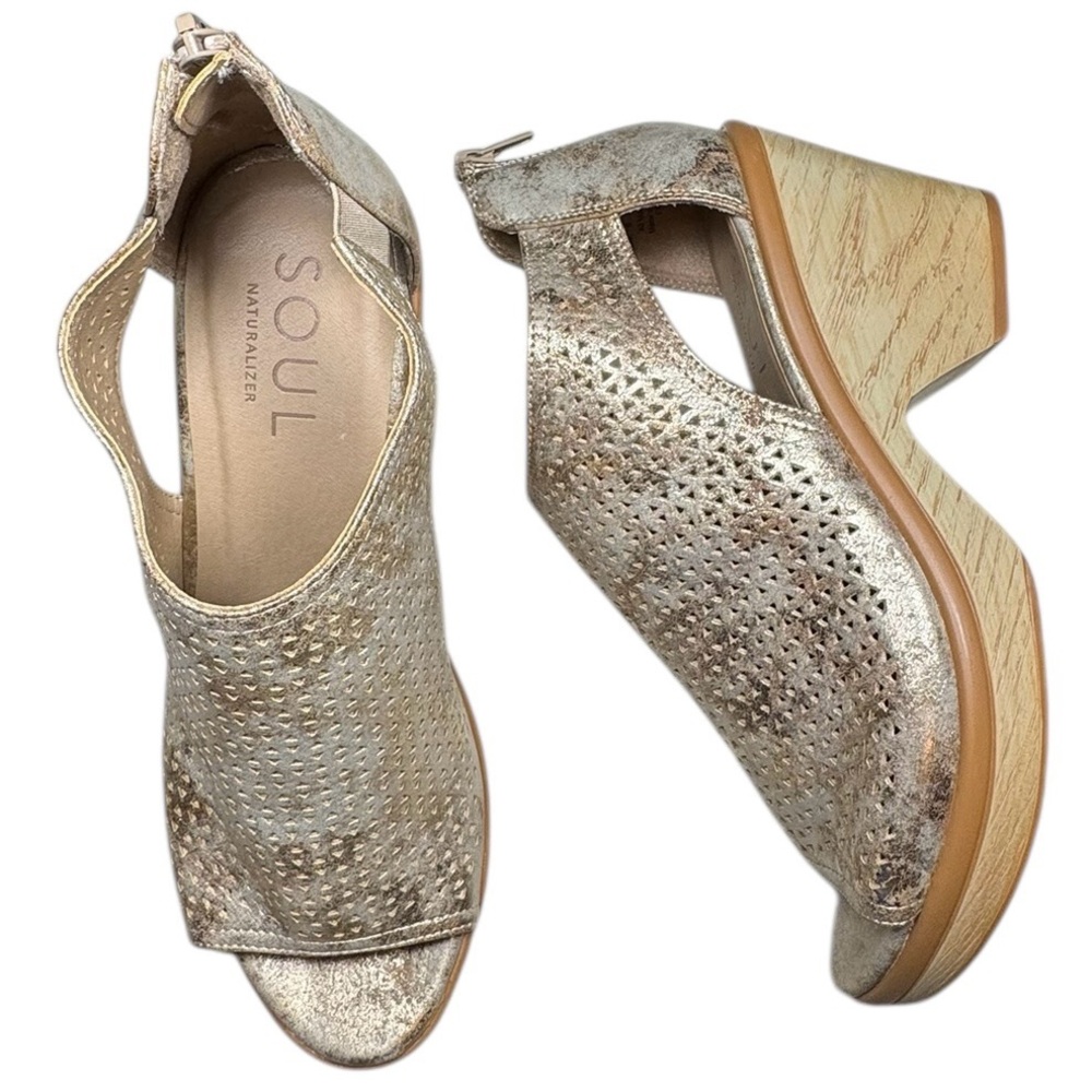 Soul Naturalizer Fayth Metallic Gold Platform Rear Zippers Sandals Size 10